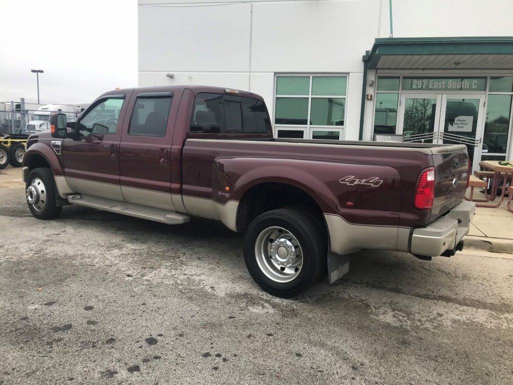 low miles 2010 Ford F 450 KING RANCH lifted