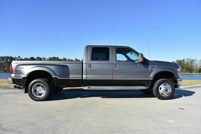 great shape 2008 Ford F350 Lariat lifted