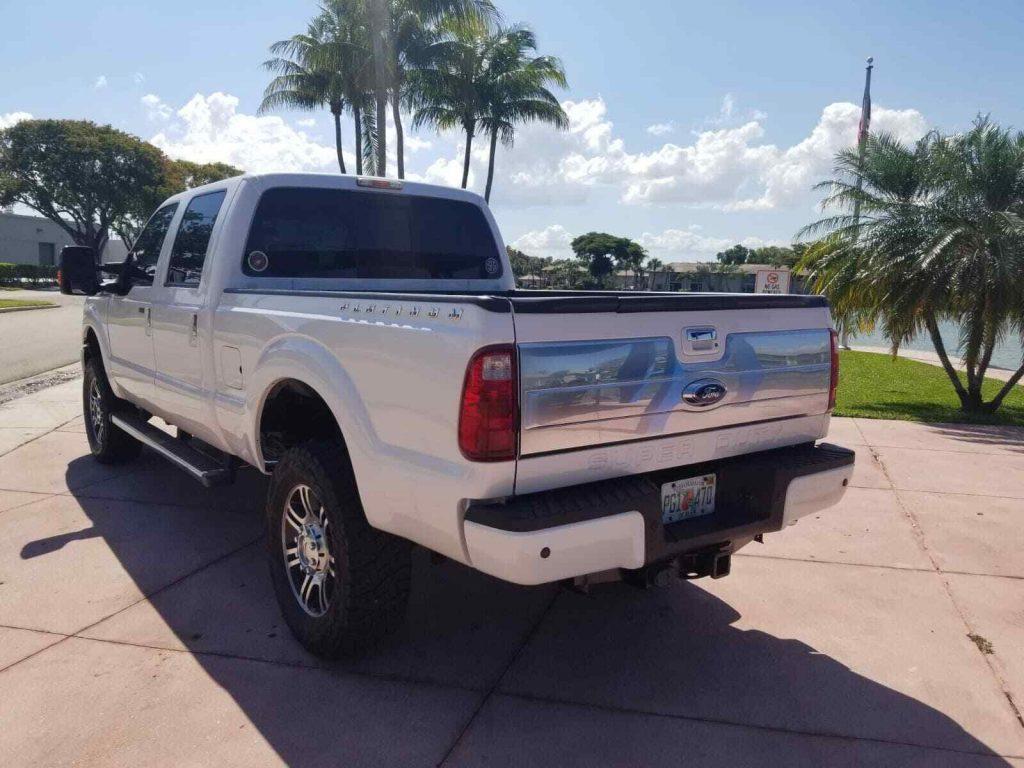 serviced 2014 Ford F 250 Platinum king Ranch Lariat lifted