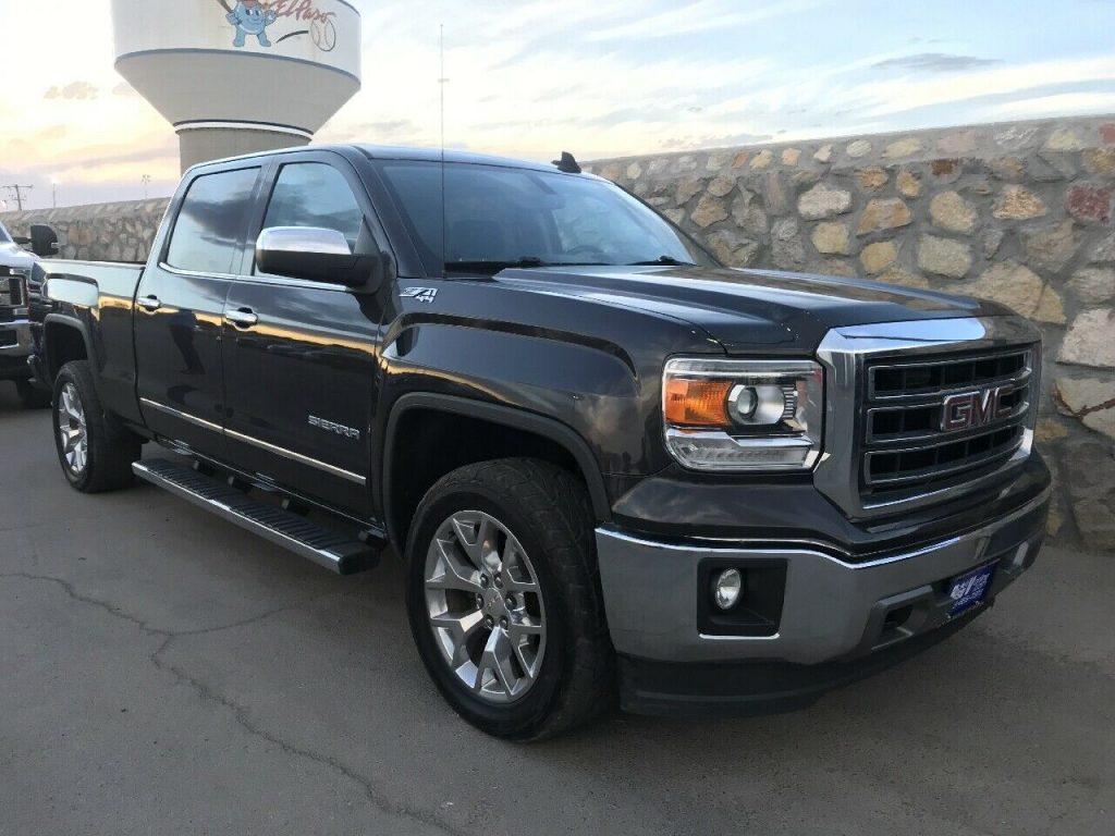 strong 2015 GMC Sierra 1500 lifted