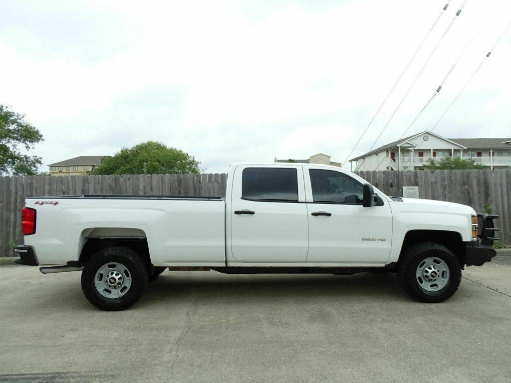 well equipped 2015 Chevrolet Silverado 2500 lifted