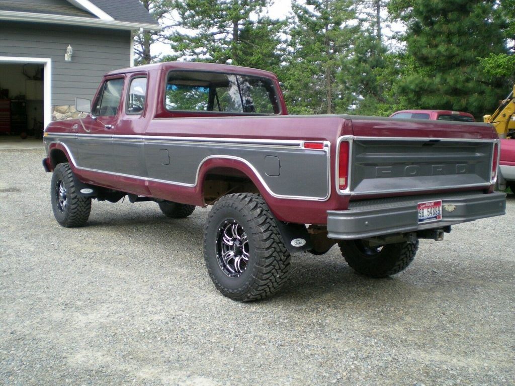 nicely modified 1979 Ford F 250 Custom pickup lifted