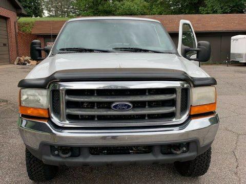 well cared for 2000 Ford F 250 XLT pickup lifted for sale