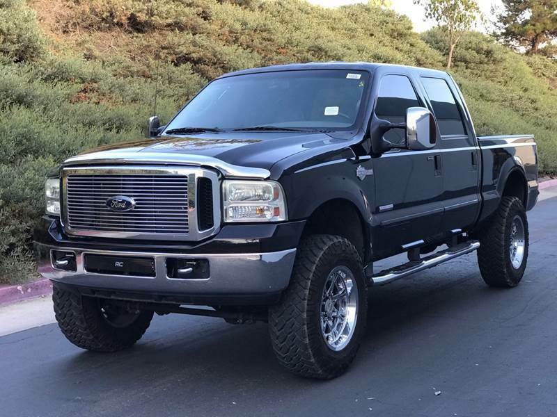 garage kept 2006 Ford F 250 Lariat lifted
