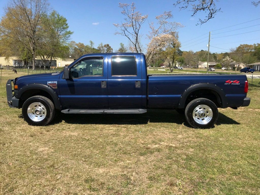 absolutely no issues 2008 Ford F 350 Xl pickup lifted
