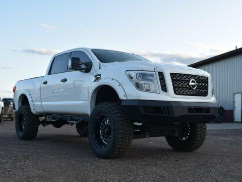 well modified 2016 Nissan Titan Pro4X lifted for sale