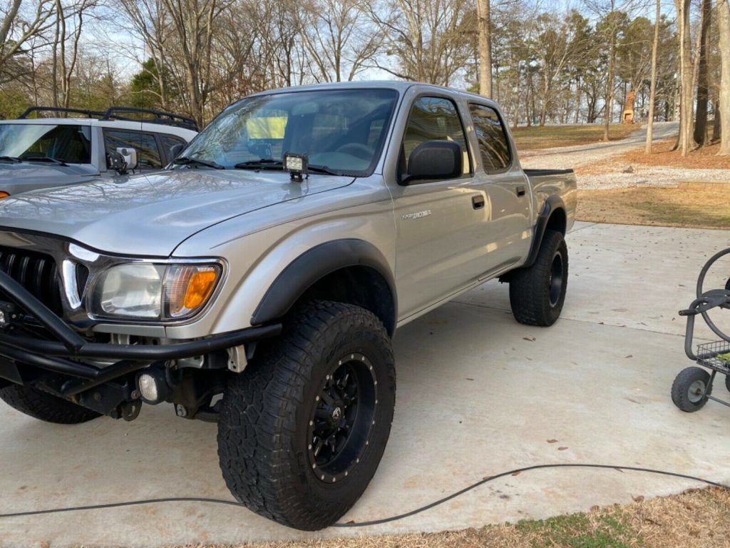 new parts 2004 Toyota Tacoma PreRunner lifted