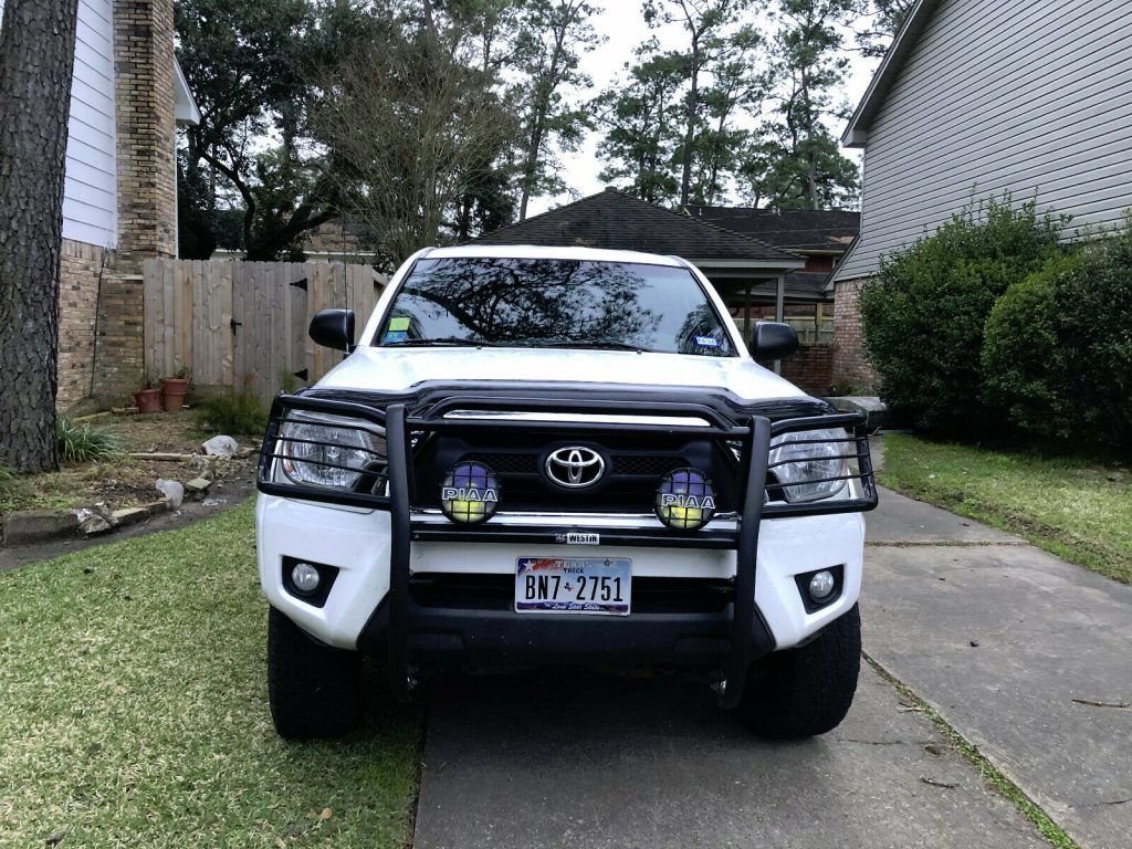 well maintained 2012 Toyota Tacoma SR5 lifted