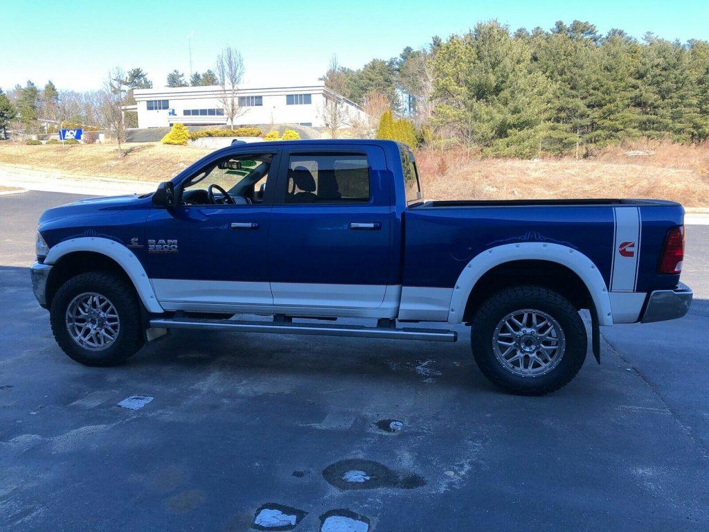 low mileage 2015 Ram 3500 BIG HORN lifted