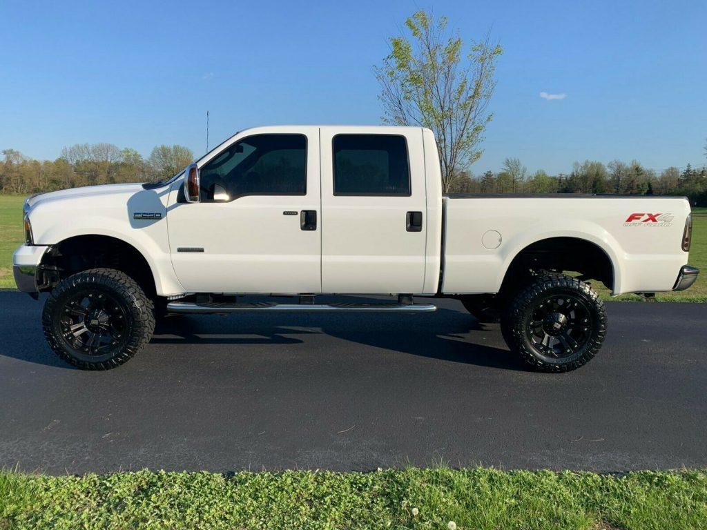 detailed 2006 Ford F 250 Lariat Diesel lifted