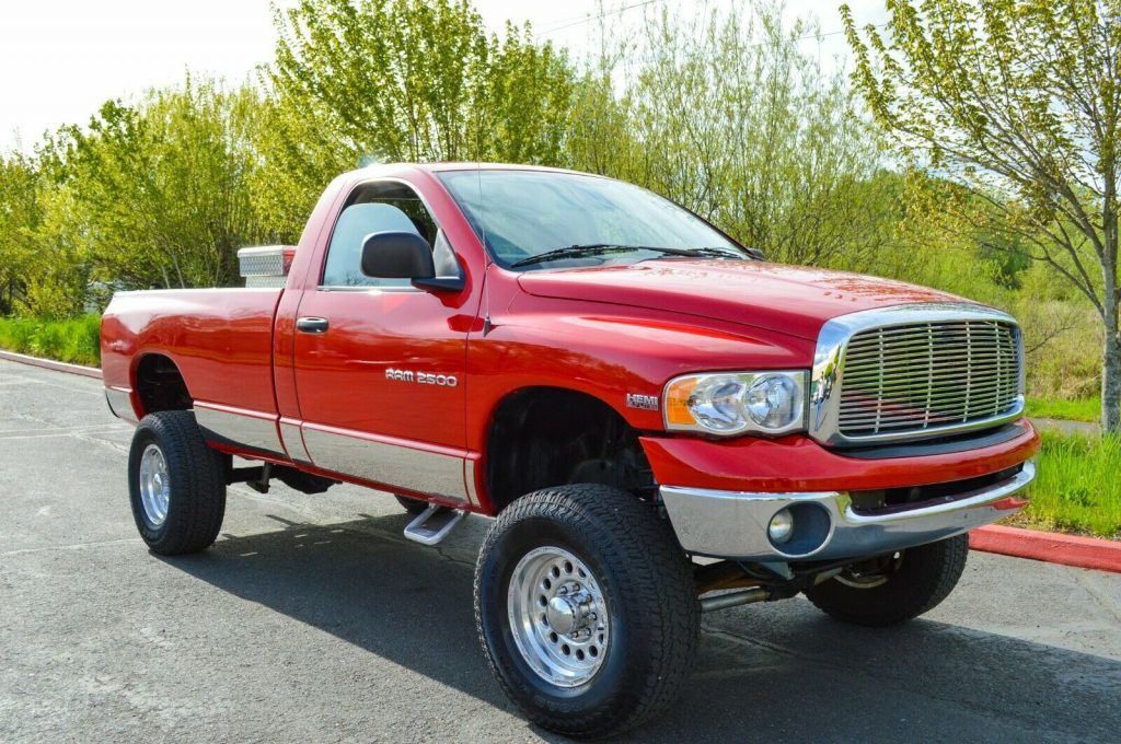 fully loaded 2004 Dodge Ram 2500 lifted