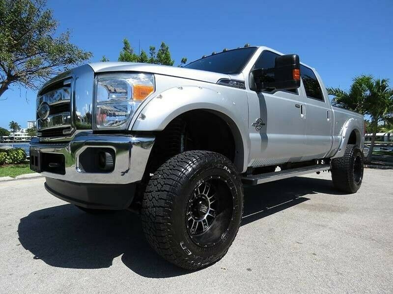 loaded 2016 Ford F 250 Super DUTY lifted
