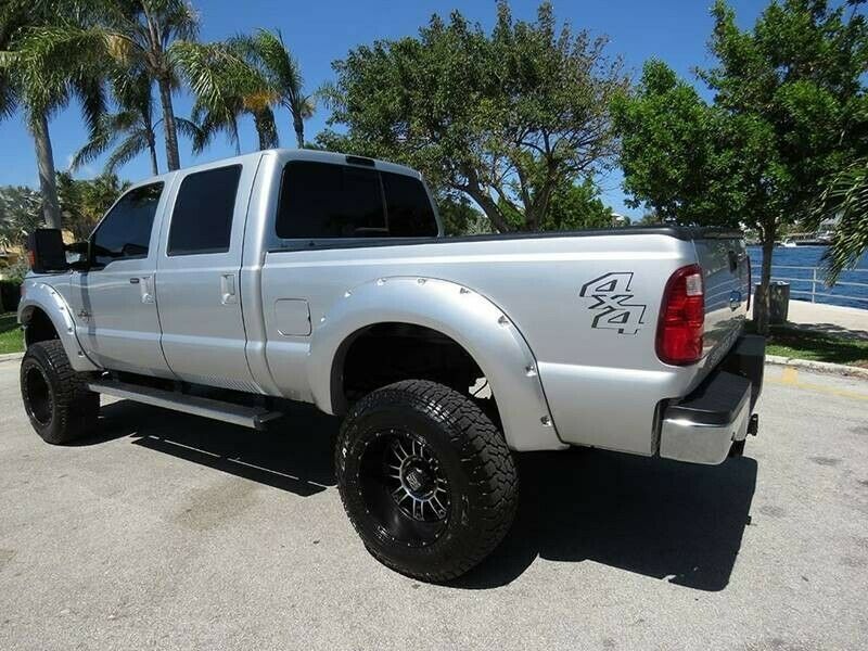 loaded 2016 Ford F 250 Super DUTY lifted