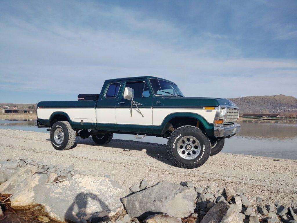 very nice 1978 Ford F 150 4×4 lifted