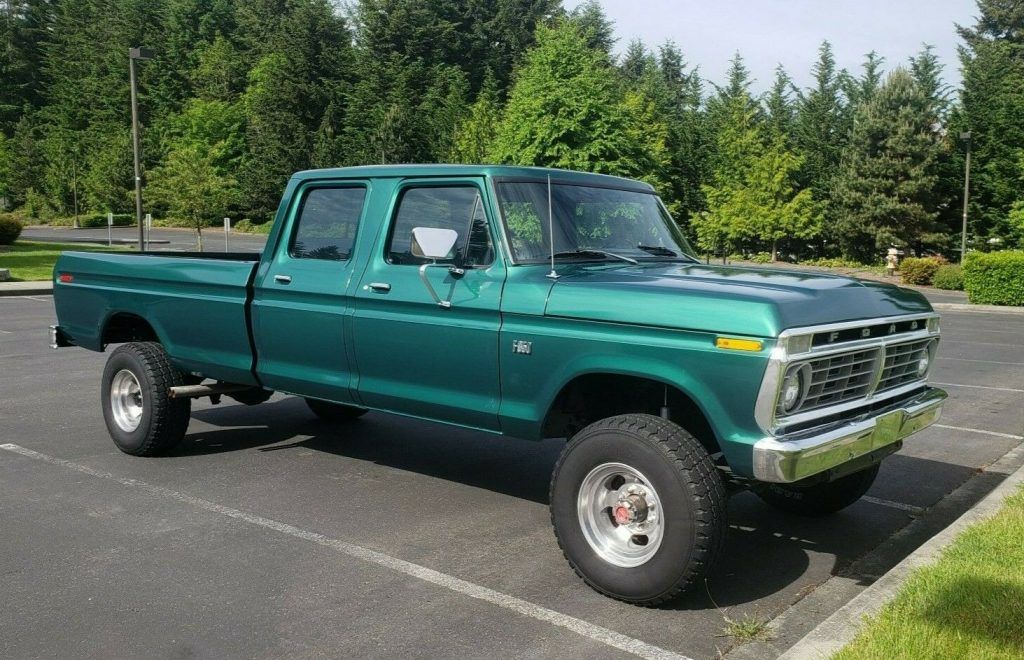 4×4 converted 1973 Ford F 350 lifted