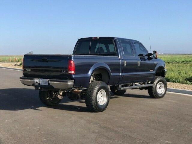 some imperfections 2003 Ford F 250 Super DUTY lifted
