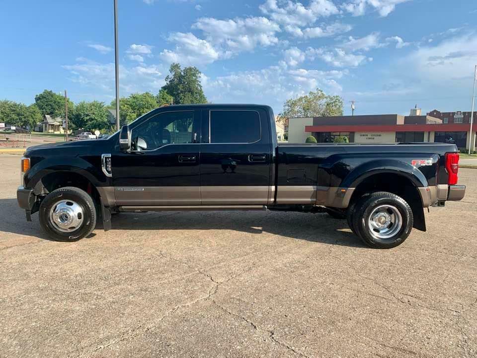 loaded with goodies 2017 Ford F 350 Powerstroke Diesel lifted