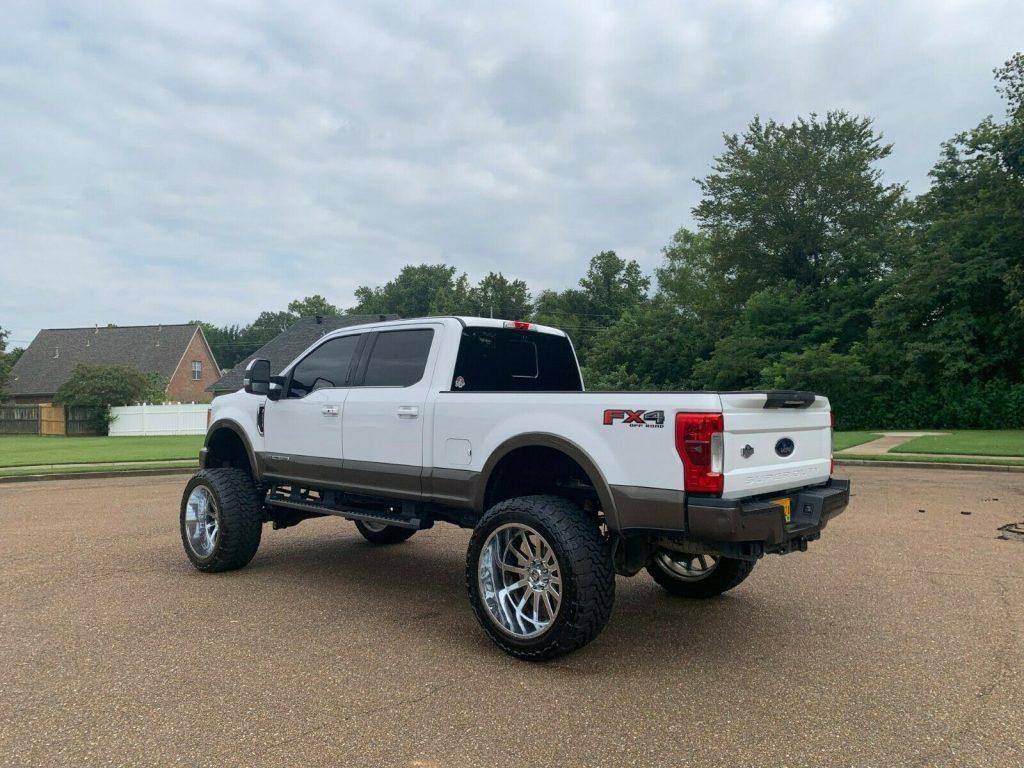 well maintained 2017 Ford F 250 KING RANCH lifted