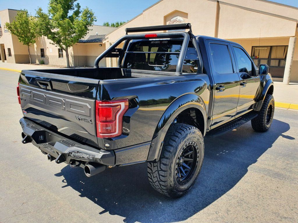 low miles 2018 Ford F 150 Raptor Supercrew lifted