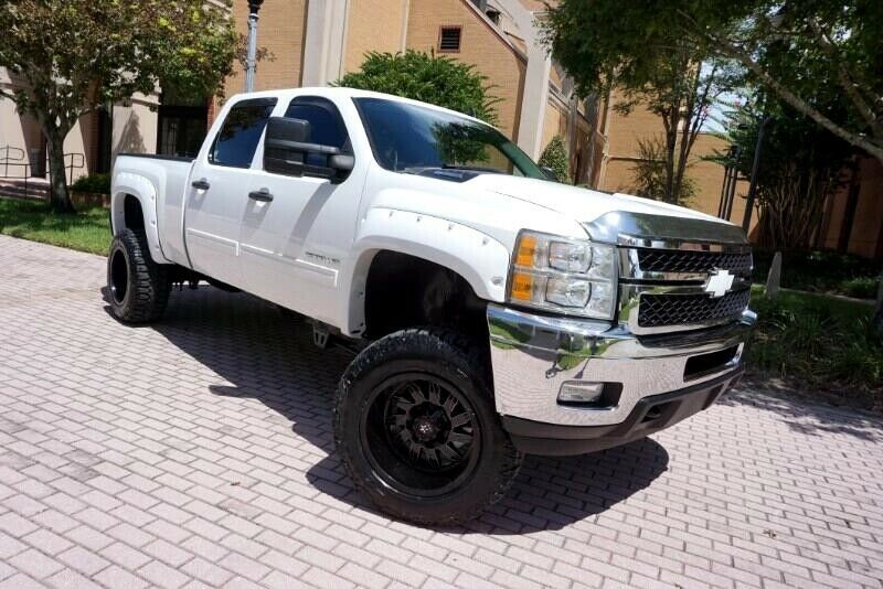 one of a kind upgraded 2012 Chevrolet Silverado 2500 LT lifted