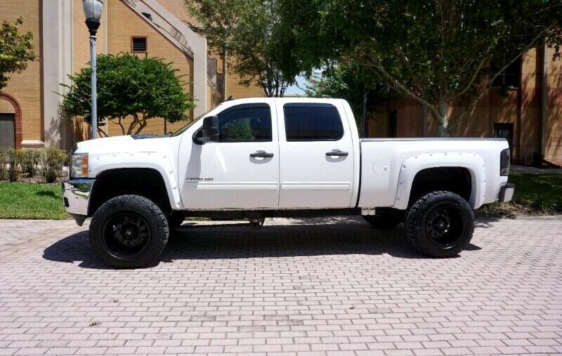 one of a kind upgraded 2012 Chevrolet Silverado 2500 LT lifted