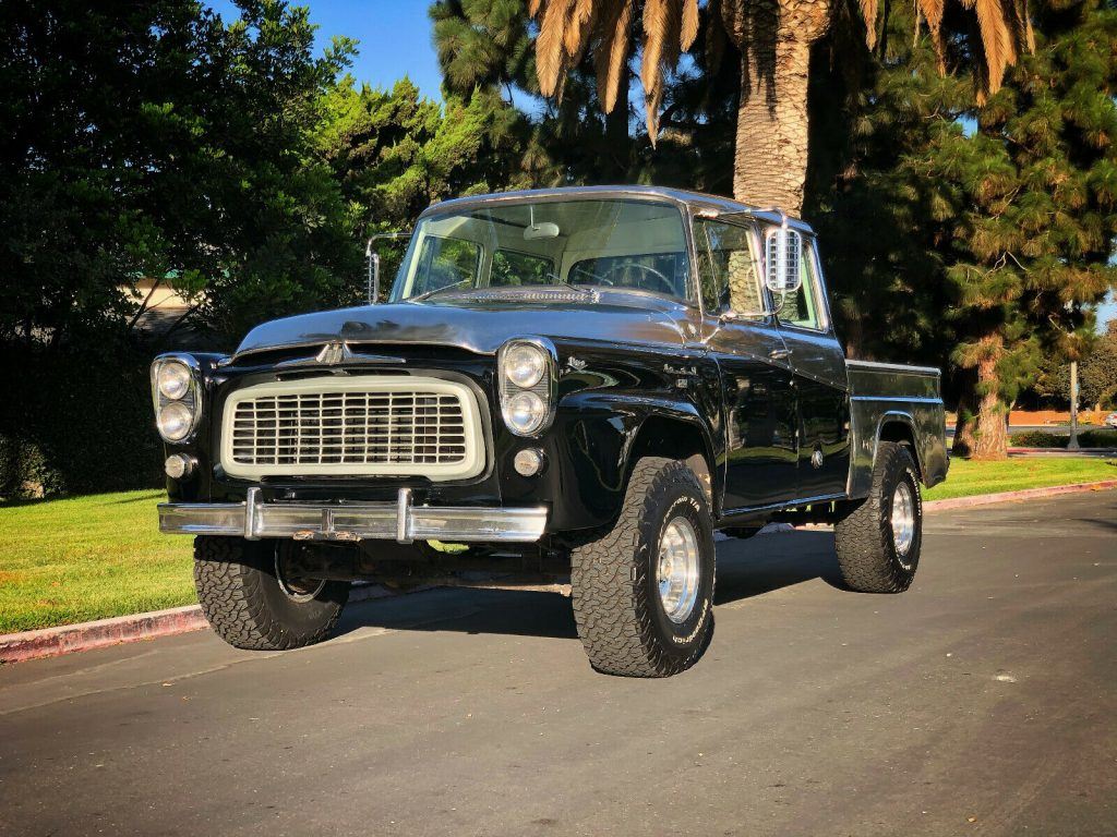 one of a kind 1960 International Harvester B120 Travelette lifted