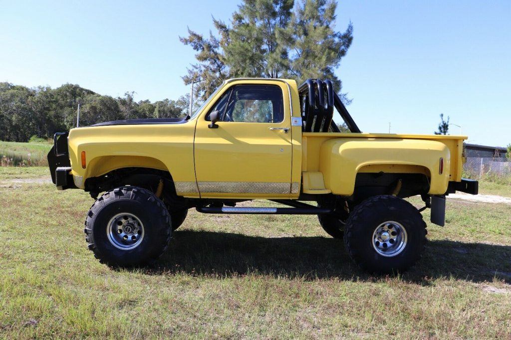 perfectly modified 1976 Chevrolet C 10 lifted