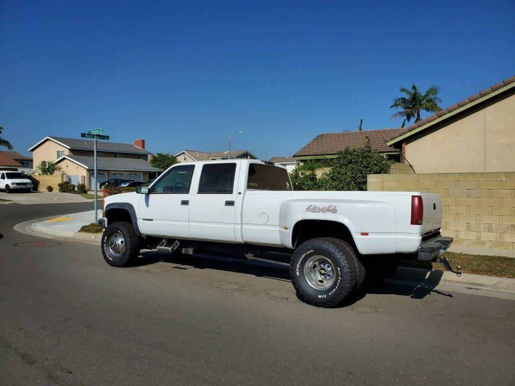 rust free 2000 Chevrolet K3500 lifted