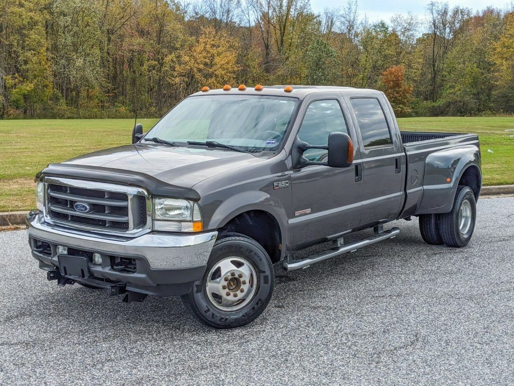 well equipped 2003 Ford F 350 Lariat lifted
