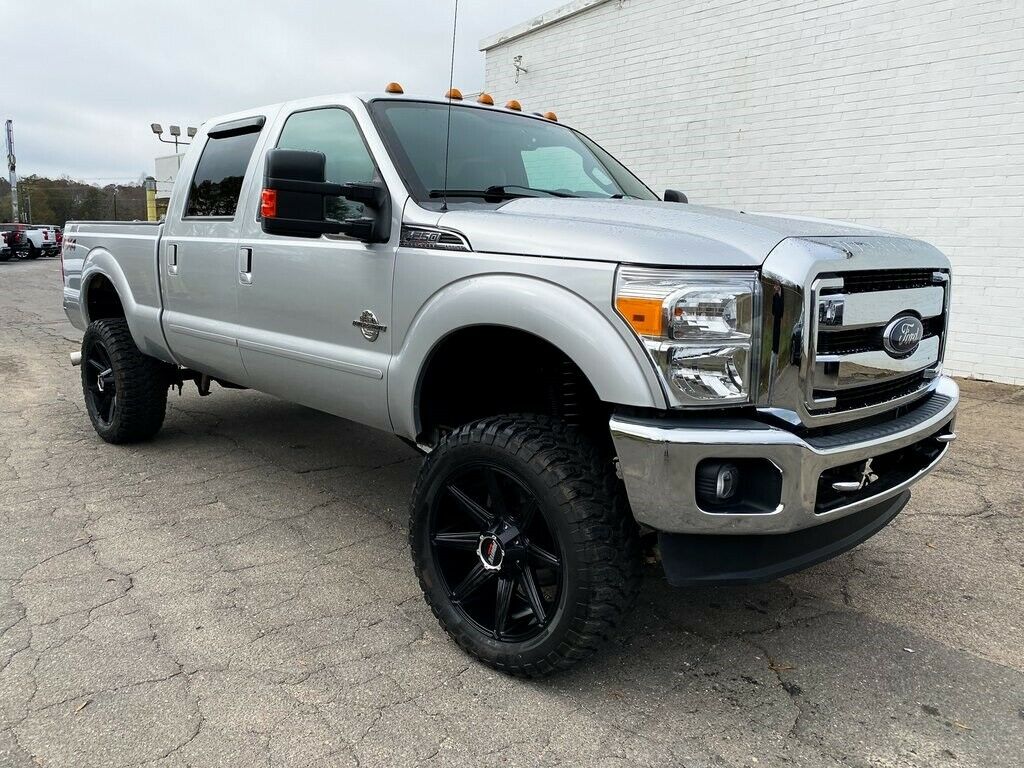 fully loaded 2015 Ford F 250 Lariat lifted