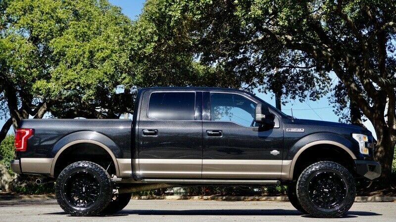 loaded 2015 Ford F-150 Supercrew King Ranch lifted