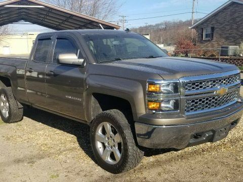 perfectly running 2014 Chevrolet Silverado 1500 lifted for sale
