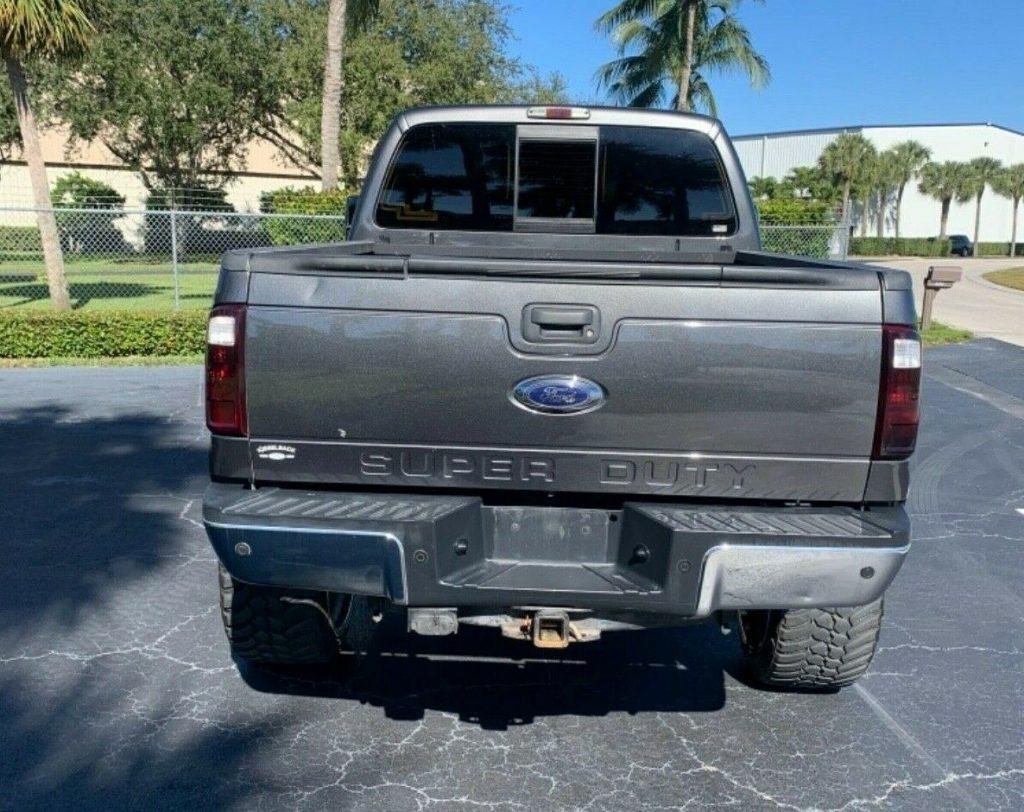 recently serviced 2016 Ford F 250 Super Duty Lariat lifted