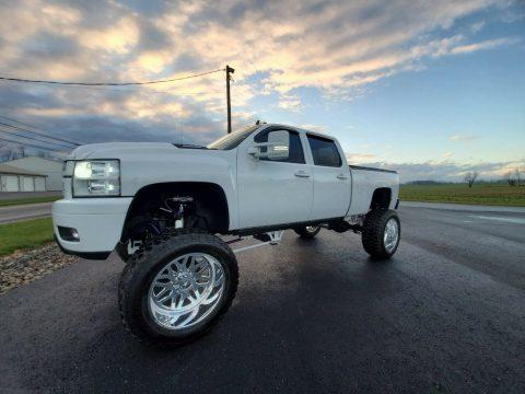 well modified 2011 Chevrolet Silverado 2500 LTZ lifted for sale