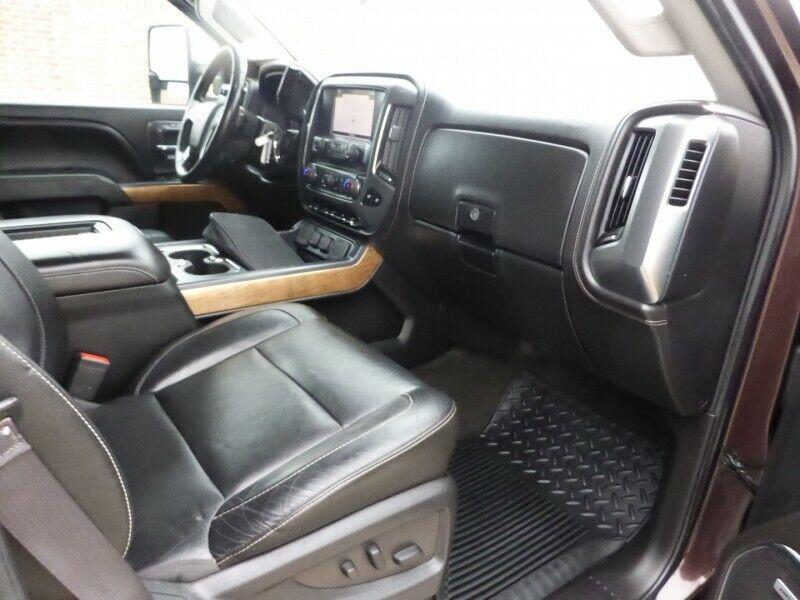 2016 Chevrolet Silverado 3500 4WD Crew Cab 153.7 LTZ lifted [loaded]