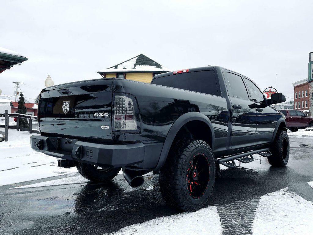 2012 Ram 2500 4WD Crew Cab 149″ SLT lifted [well optioned]