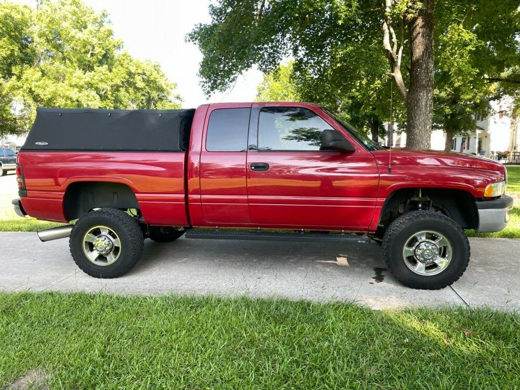2002 Dodge Ram 2000 SLT lifted [over a decade of upgrading]