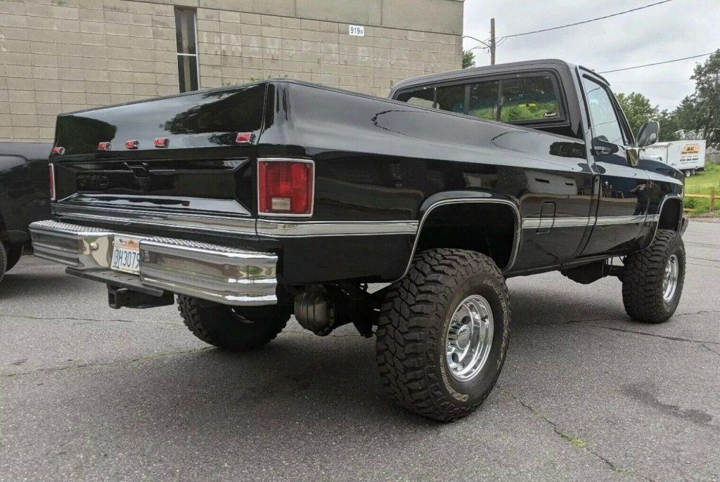 1987 GMC V35 Conventional V3500 lifted [rare with no issues]