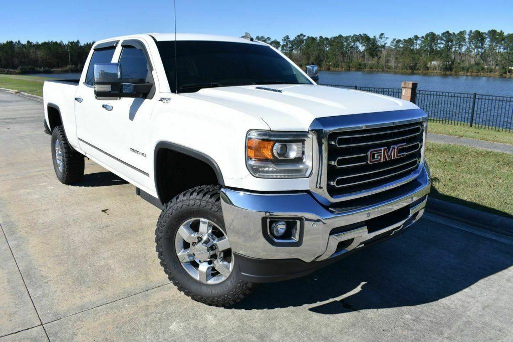 2015 GMC Sierra 2500 SLT lifted [well equipped]