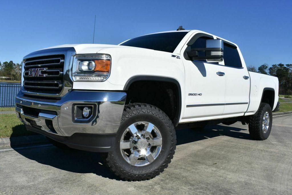 2015 GMC Sierra 2500 SLT lifted [well equipped]