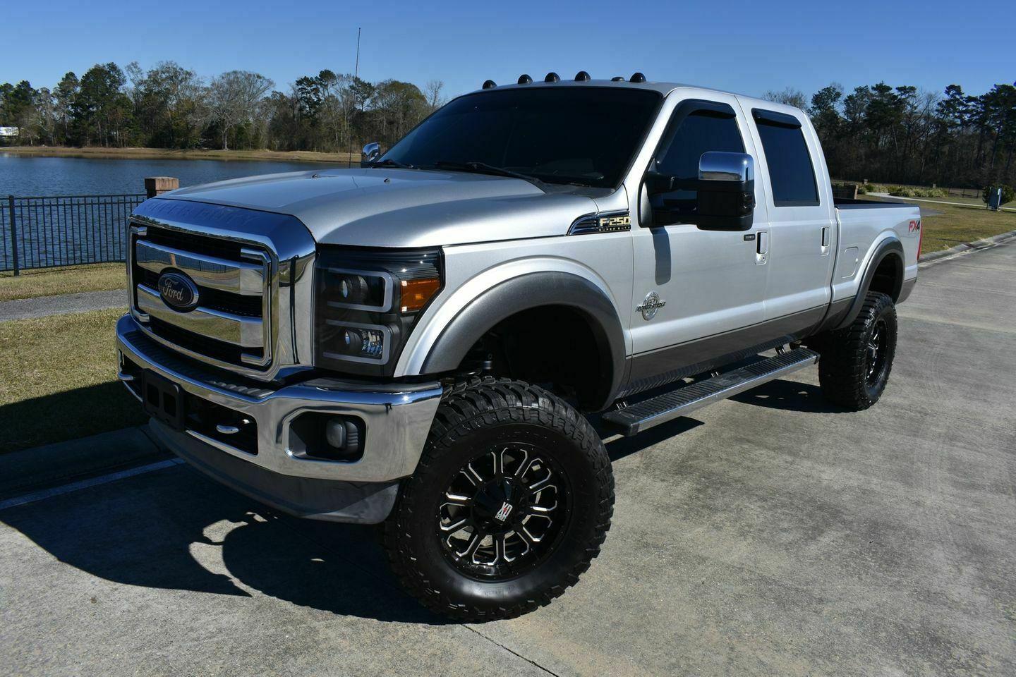 2012 Ford F-250 Lariat Crew Cab FX4 lifted [great shape] for sale