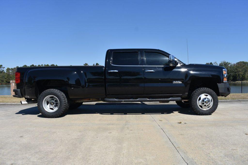 2016 Chevrolet Silverado 3500 High Country lifted [great shape]