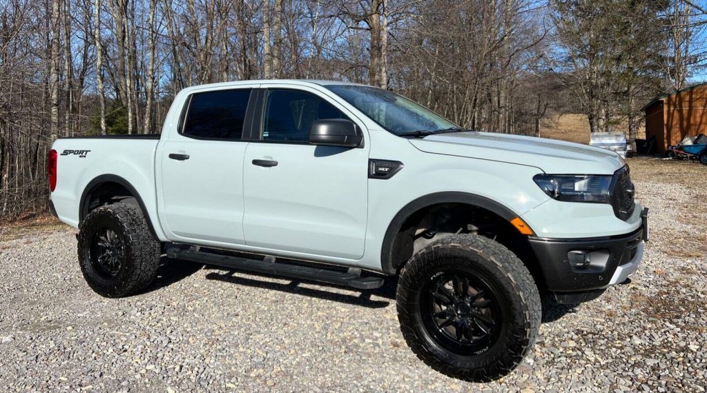 2021 Ford Ranger lifted [very low miles]