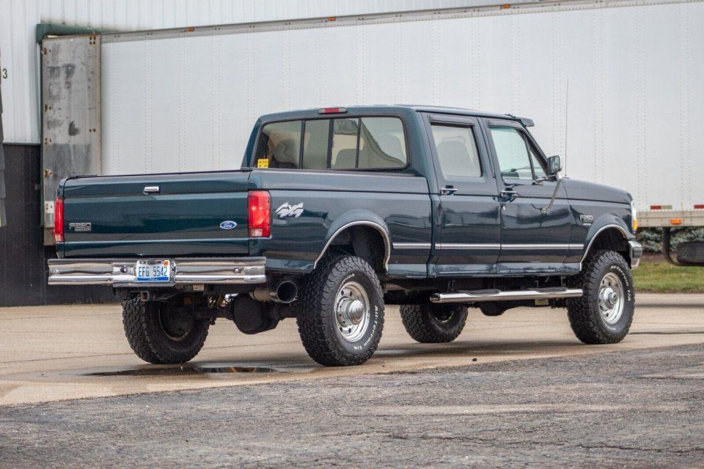 1997 Ford F-250 XLT lifted [awesome shape]