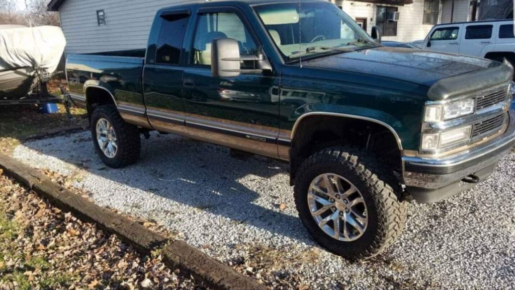 1997 Chevrolet Silverado 1500 Extended Cab lifted [serviced]