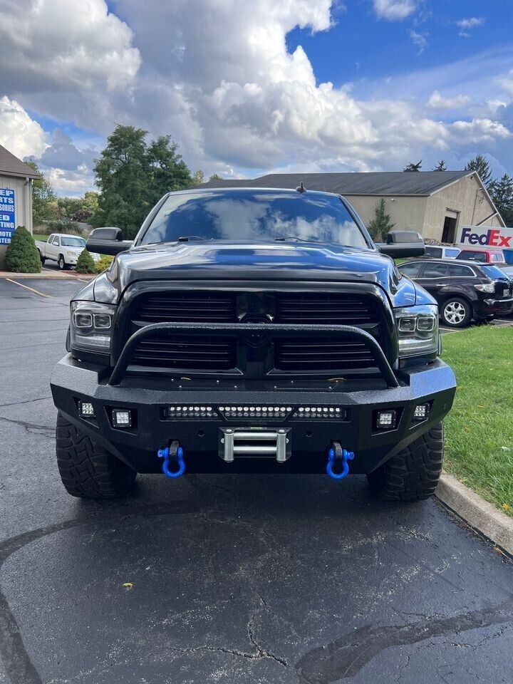 2014 Dodge Ram 3500 lifted [well modified]