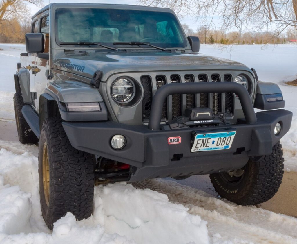2020 Jeep Gladiator Overland lifted [loaded]