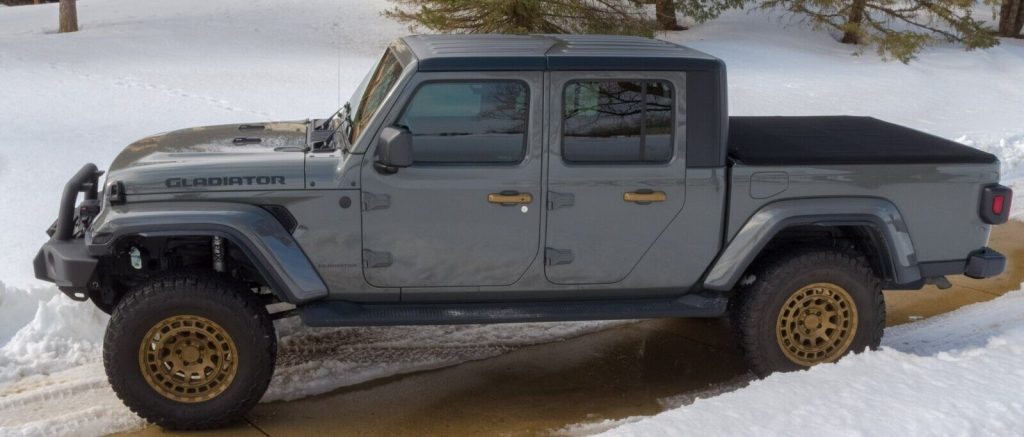 2020 Jeep Gladiator Overland lifted [loaded]
