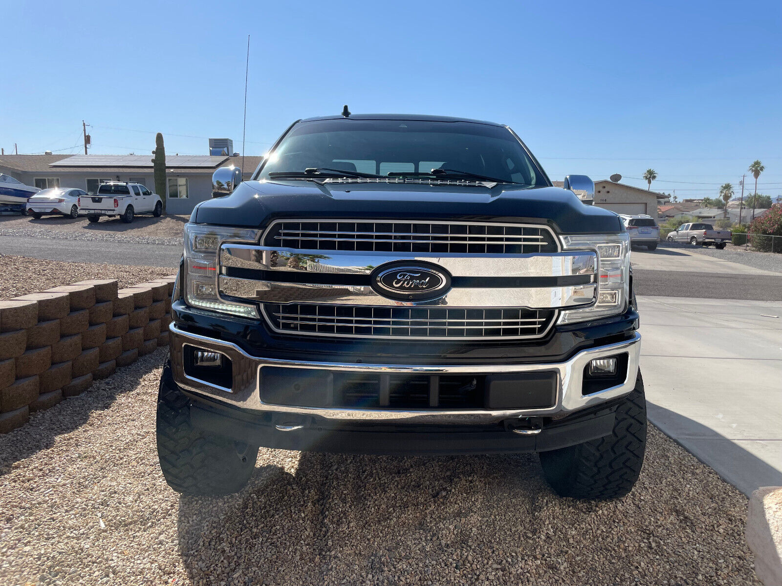 2018 Ford F-150 Lariat lifted [pulls heavy loads like a champ] for sale