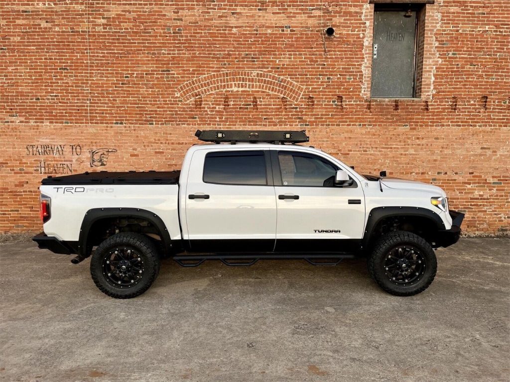 2015 Toyota Tundra Crewmax TRD lifted [fully loaded]